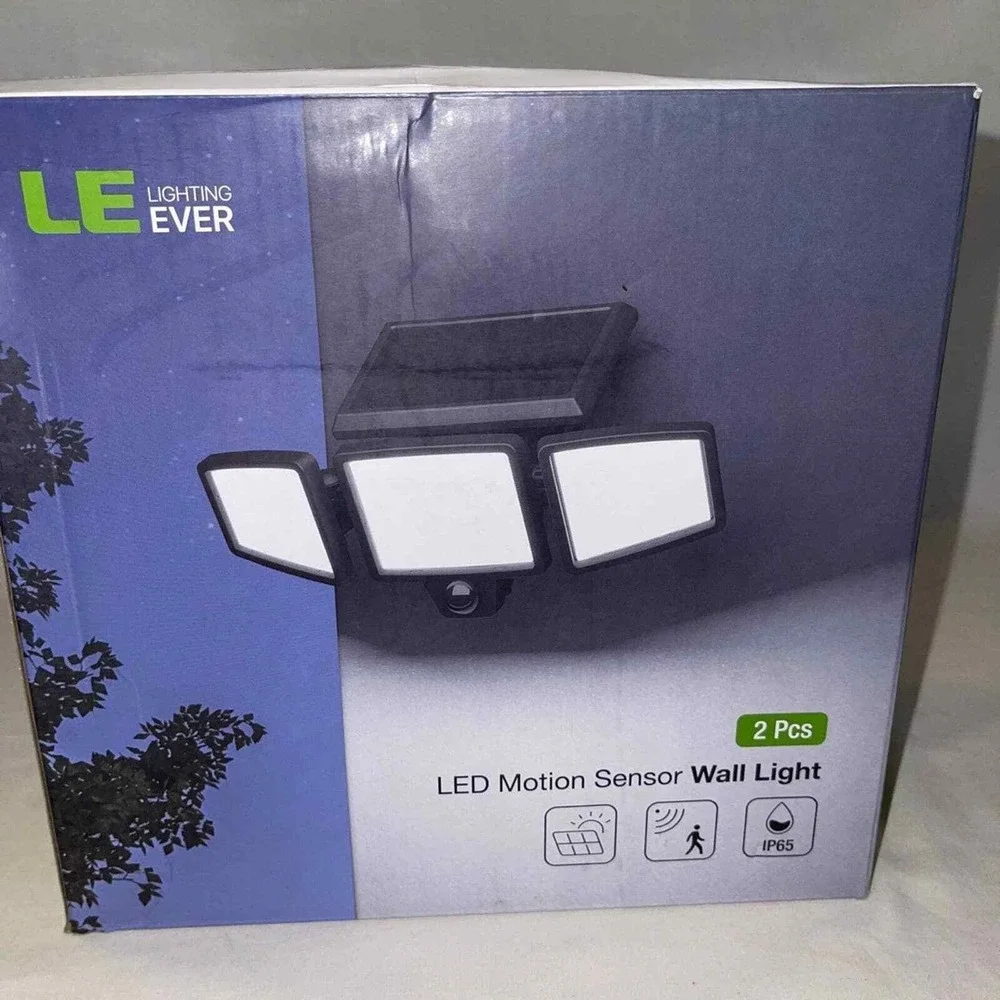LE Lighting Ever 2-Pack Solar Motion Sensor 3-Head LED‎ Wall Lights